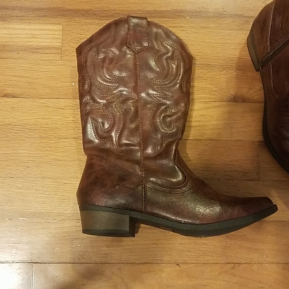 Cherokee Shoes Cherokee Cowboy Boots Poshmark